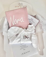 Personalised hospital and baby shower gift set de luxe in blush pink - Eli&Eli Dubai