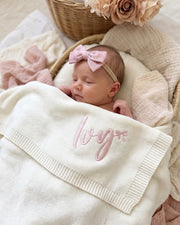 Personalised knitted baby blanket in off white with embroidered name - Eli&Eli Dubai