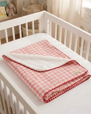 Gingham muslin baby blanket little hearts - view 2 | Eli&Eli