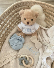 Knitted bow comforter and pacifier holder in beige - view 9 | Eli&Eli