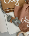 Leather giraffe bag charm in baby blue for diaper bag or mama bag - Eli&Eli Dubai
