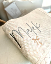 Little bow embroidery application - view 6 | Eli&Eli