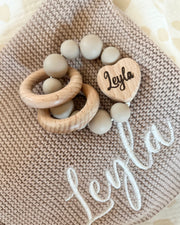 Love wooden teether beige heart - view 2 | Eli&Eli