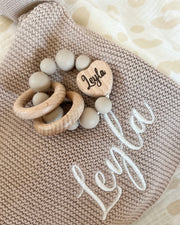 Love wooden teether beige heart - view 5 | Eli&Eli
