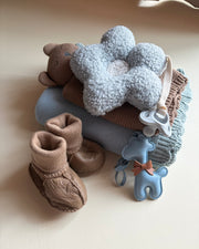 Luxury personalised blanket gift hamper in baby blue - view 3 | Eli&Eli
