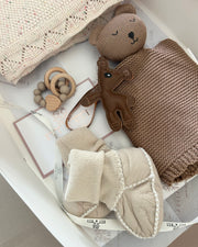 Luxury personalised blanket gift hamper Little Bear - view 14 | Eli&Eli
