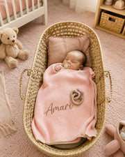 Luxury knitted baby blanket blush white - view 2 | Eli&Eli