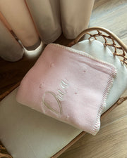 Luxury knitted baby blanket blush white - view 6 | Eli&Eli