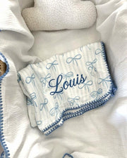 Muslin baby blanket with blue bows - view 2 | Eli&Eli