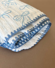 Muslin baby blanket with blue bows - view 7 | Eli&Eli