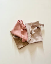 Muslin feeding cover in beige desert gold dots - view 7 | Eli&Eli