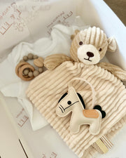 Personalised neutral baby gift set with knitted comforter - view 3 | Eli&Eli