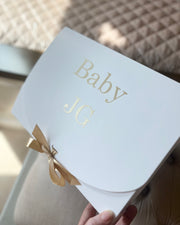 Personalised de luxe gift box in gold - view 5 | Eli&Eli