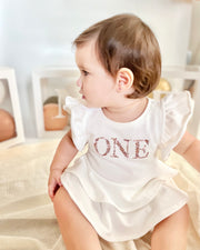 Girls birthday photo shoot set in coco white - view 4 | Eli&Eli