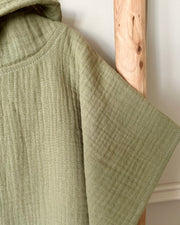 Hooded muslin poncho in forest green - view 4 | Eli&Eli