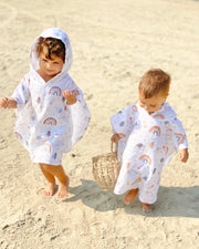 Hooded muslin poncho with winter rainbow print - view 5 | Eli&Eli