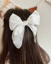 Velvet hair clip in coco white for babies, toddlers and girls - Eli&Eli Dubai